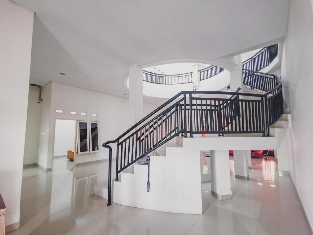 Reddoorz Syariah Near Universitas Lampung 2 Bandar Lampung Buitenkant foto